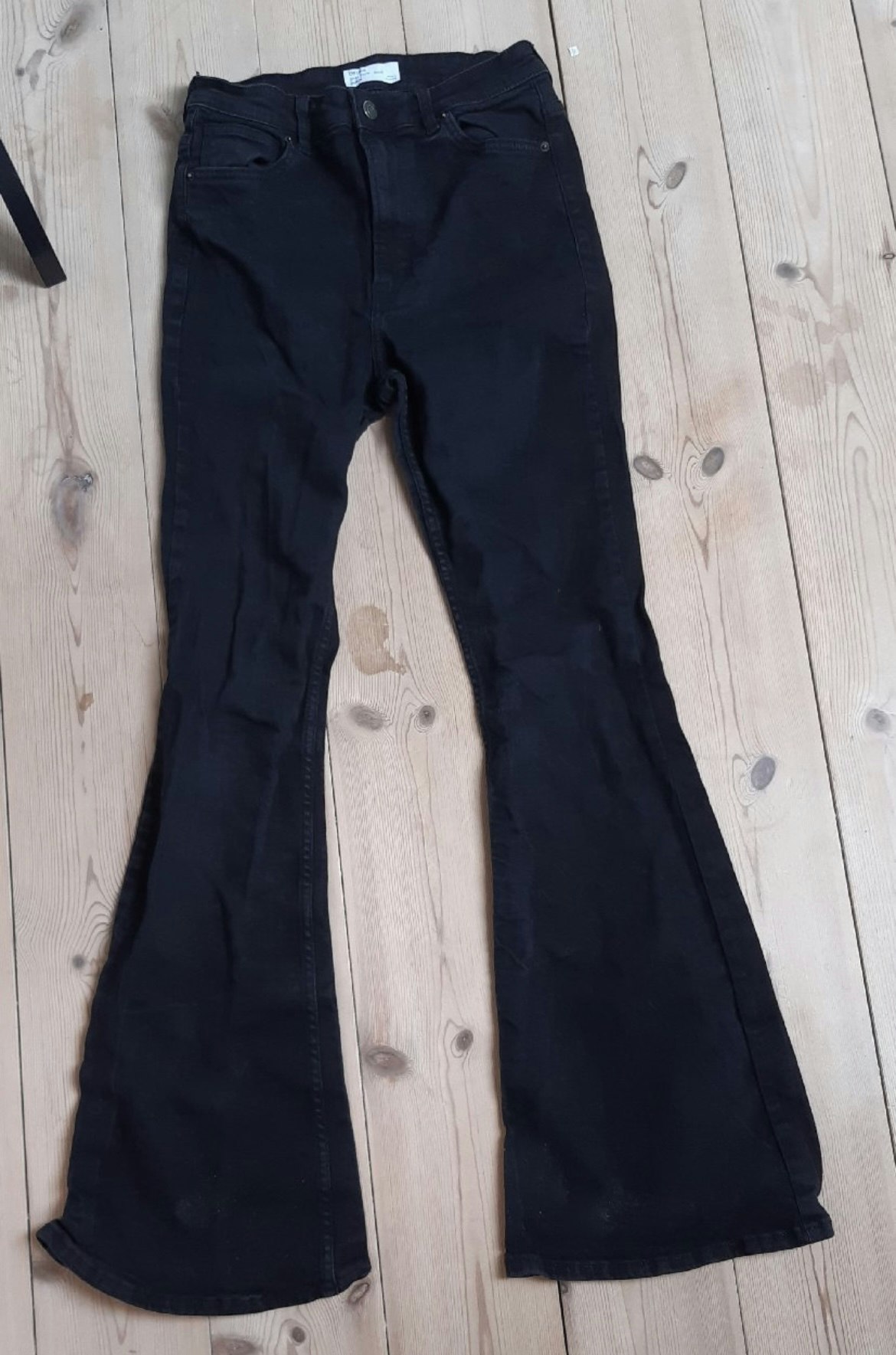 Bershka - str. 42