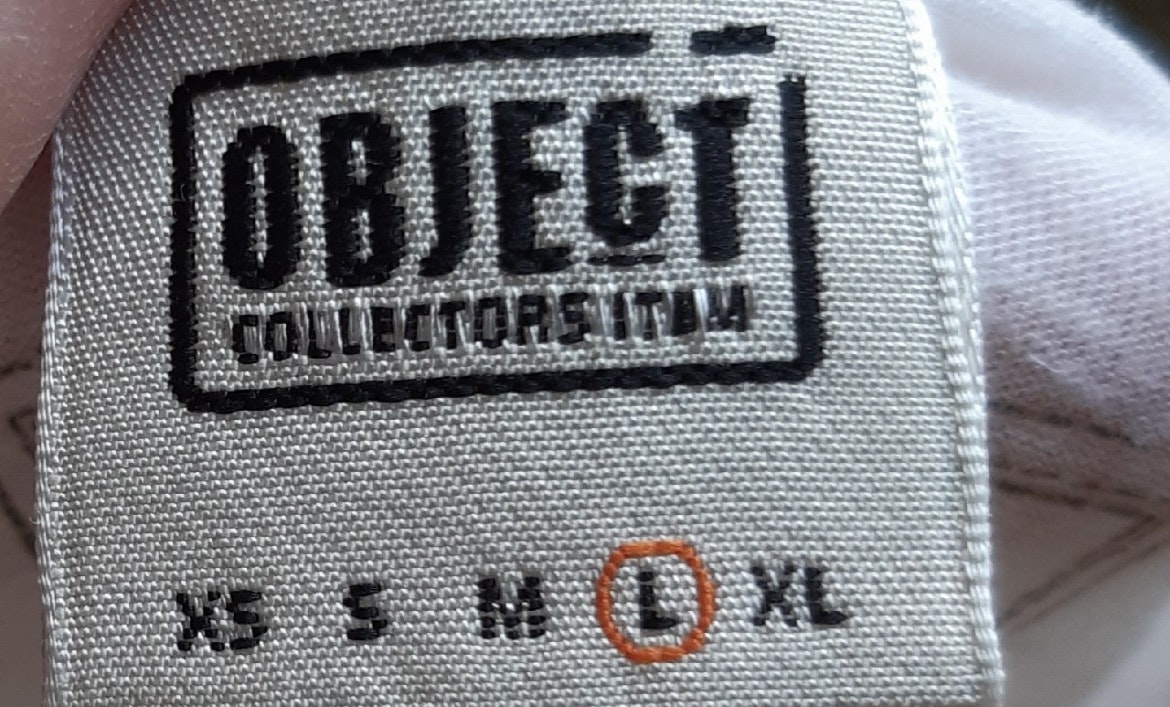 Object  - str. L