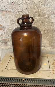 Brun glasflaske