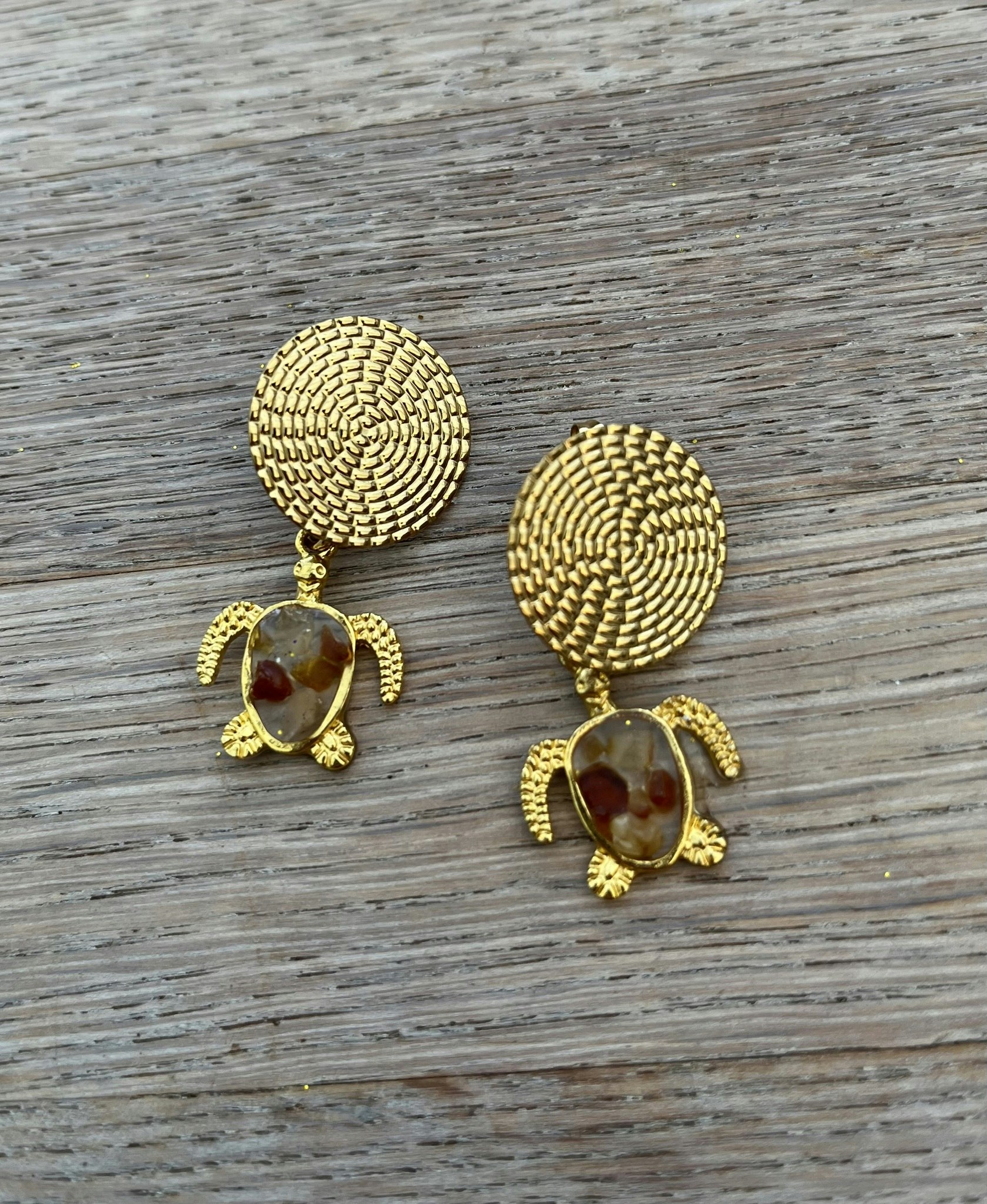 Goldenamberturtles