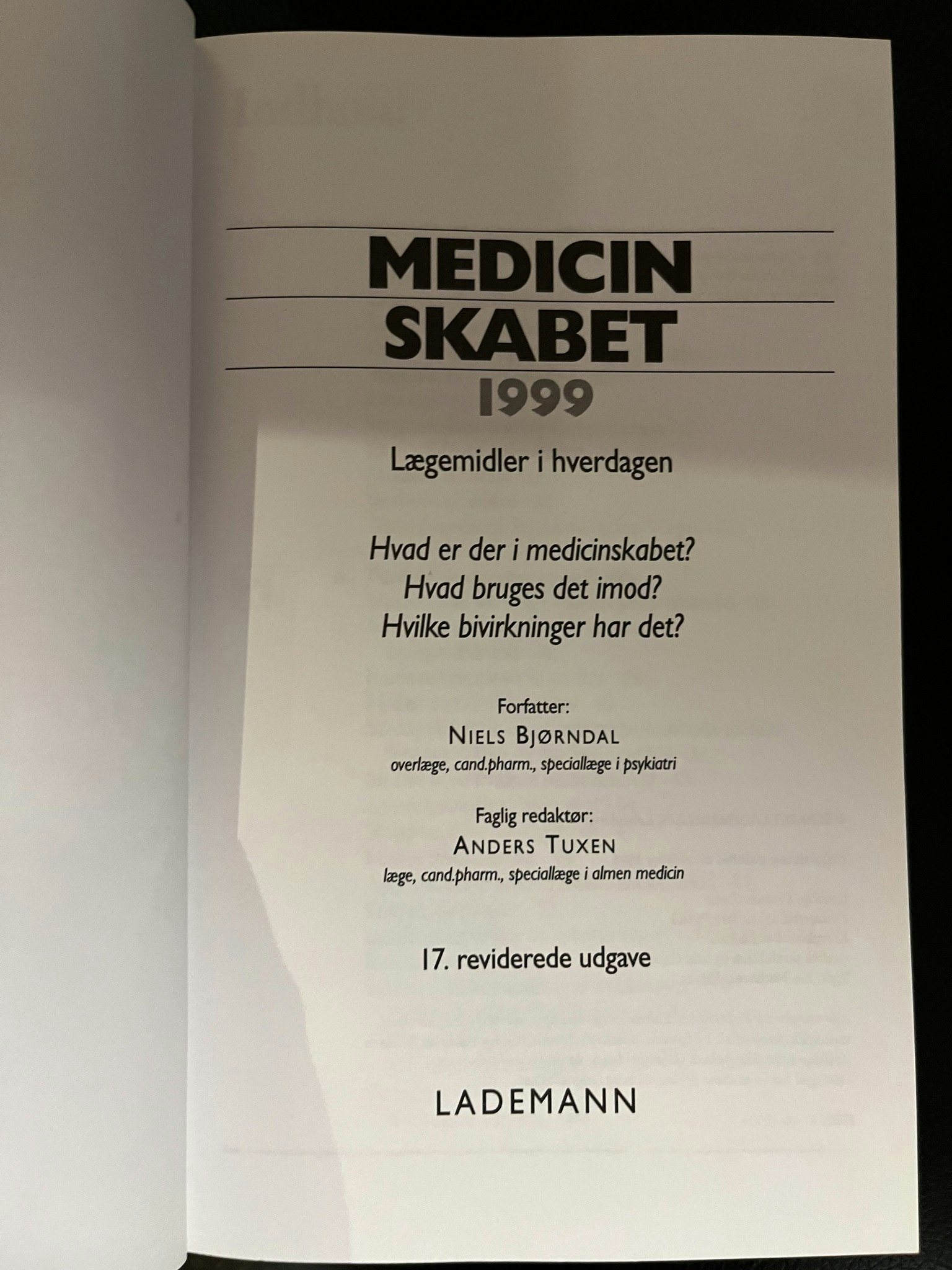 Medicin skabet 99