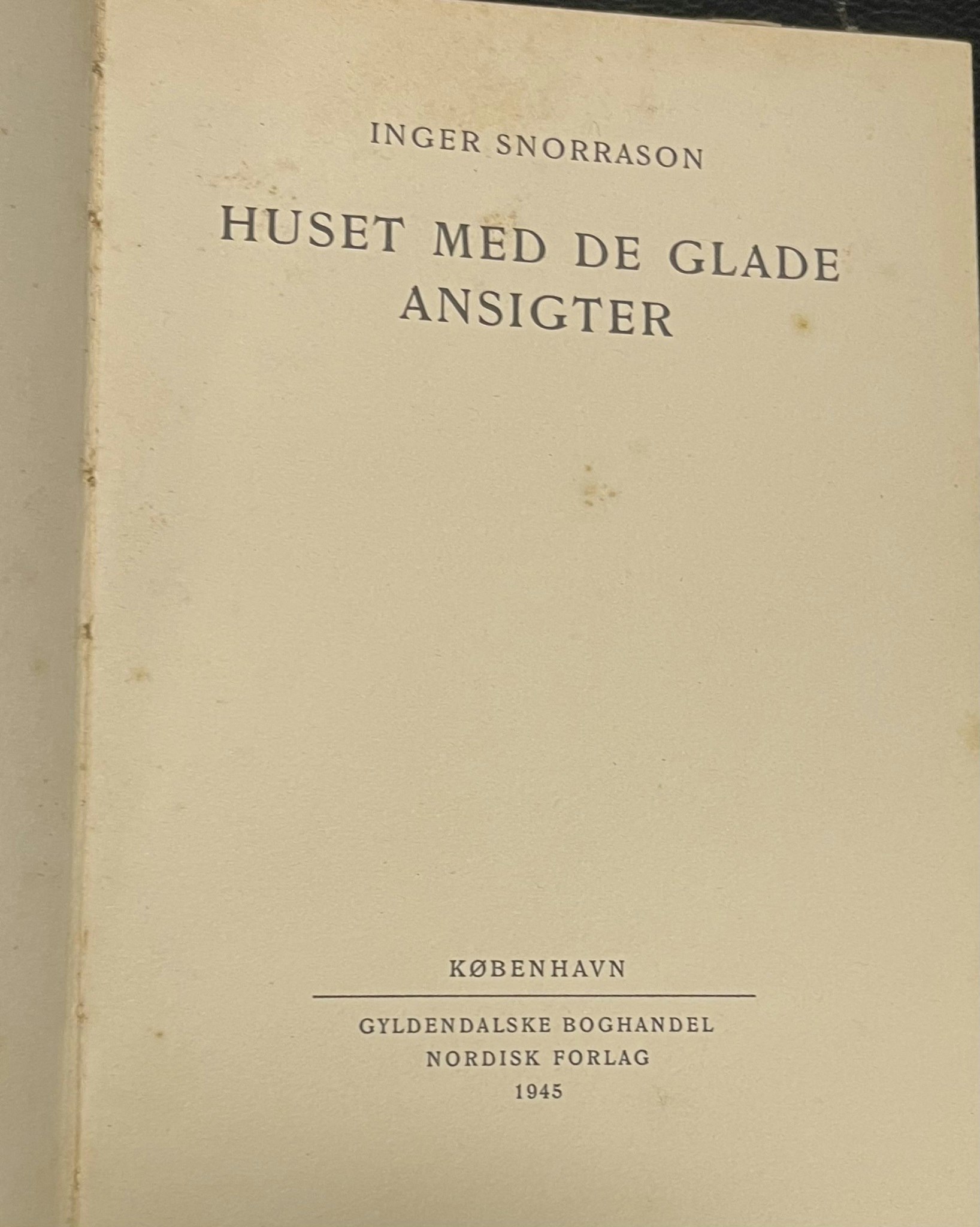 Huset med de glade ansigter
