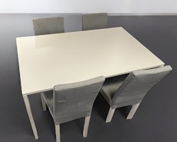 Ikea spisebord med 4 stole