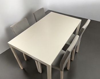 Ikea spisebord med 4 stole