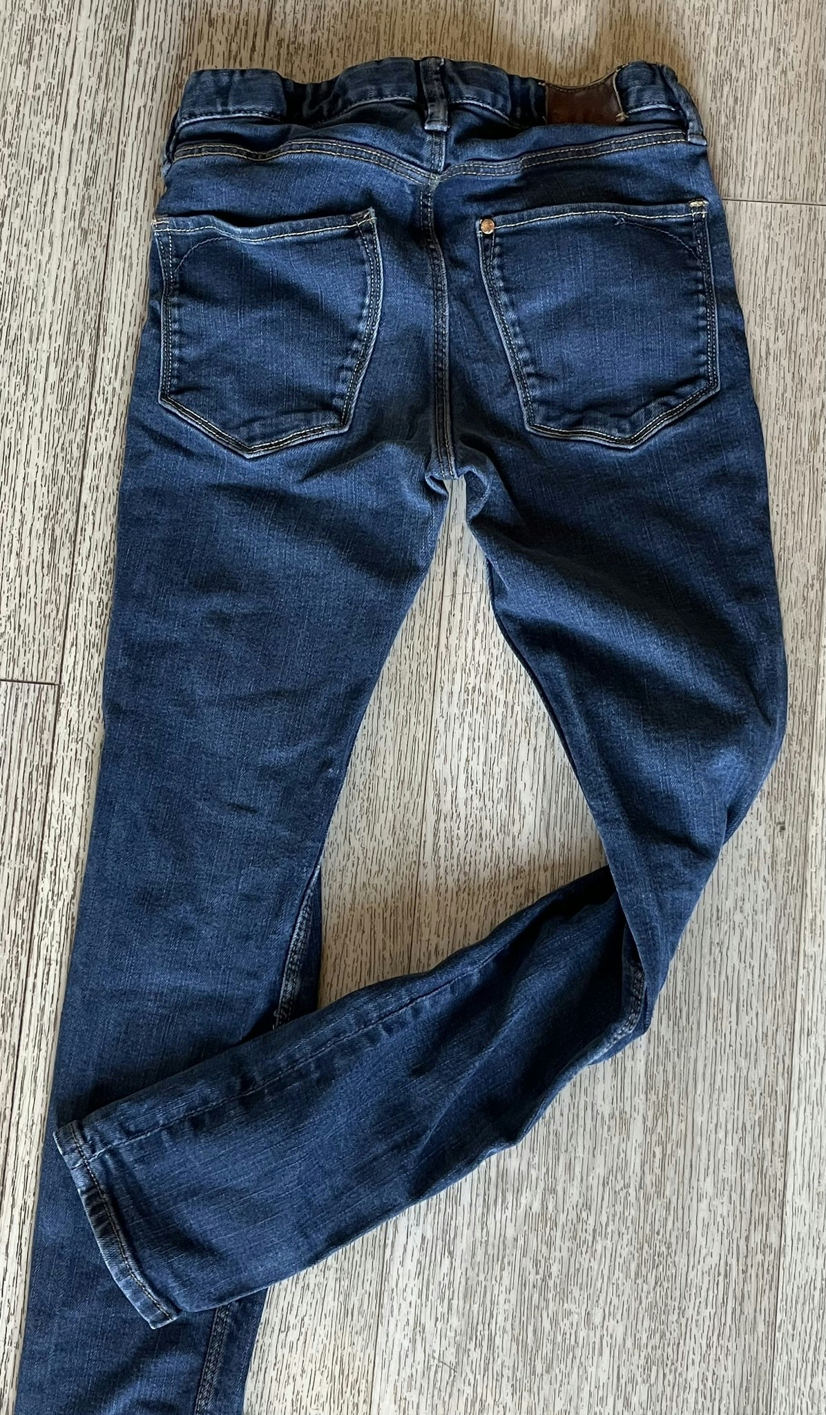 Skinny - str. 146