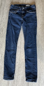 Skinny - str. 146
