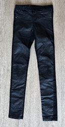 Name It - str. 140