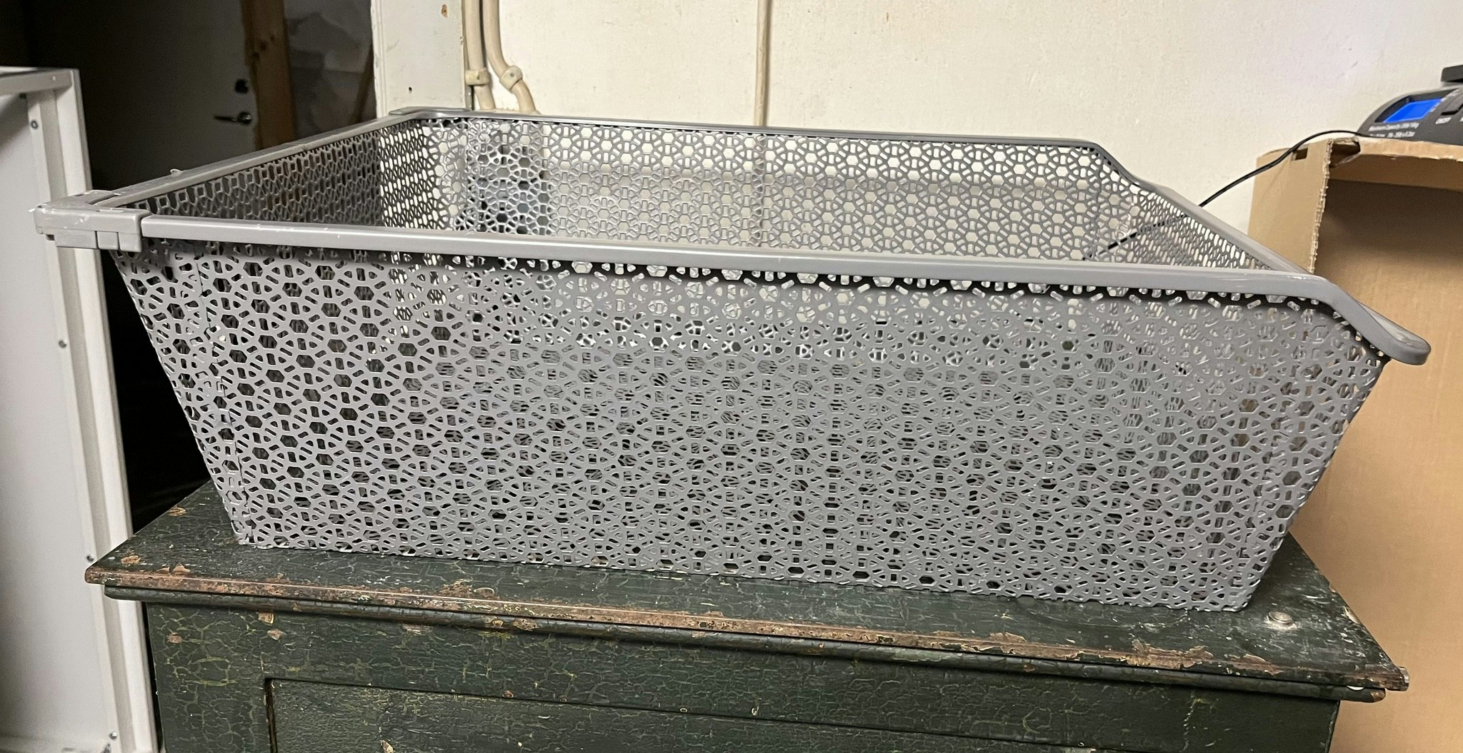 Metal kurv