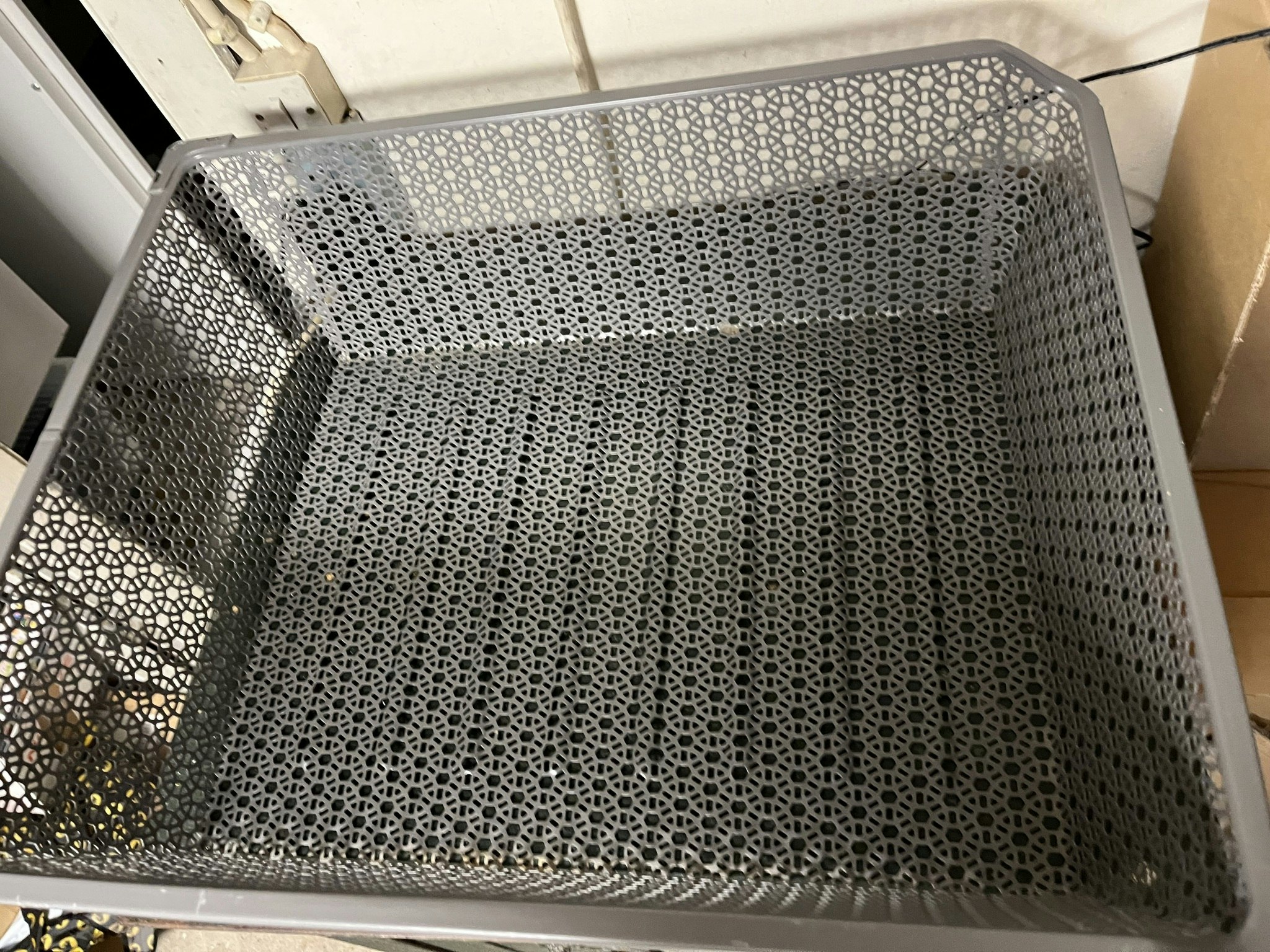 Metal kurv