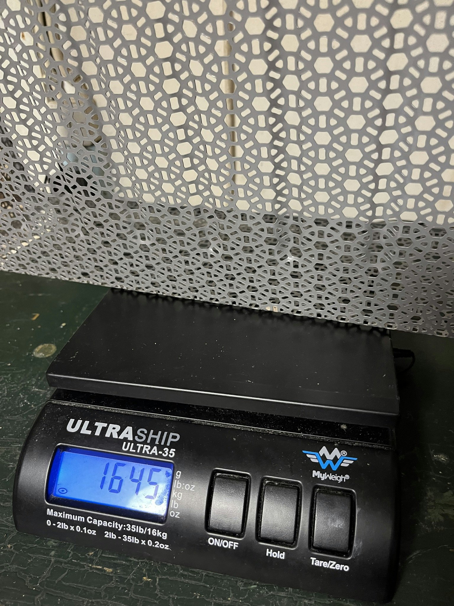 Metal kurv