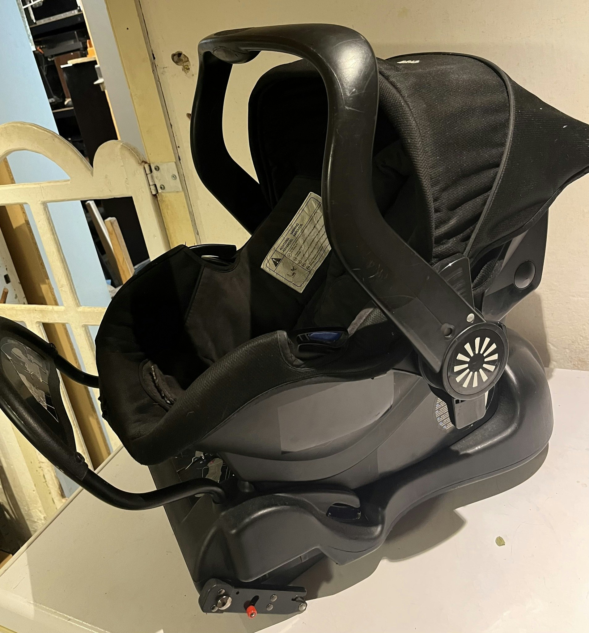 BRIO Autostol med base