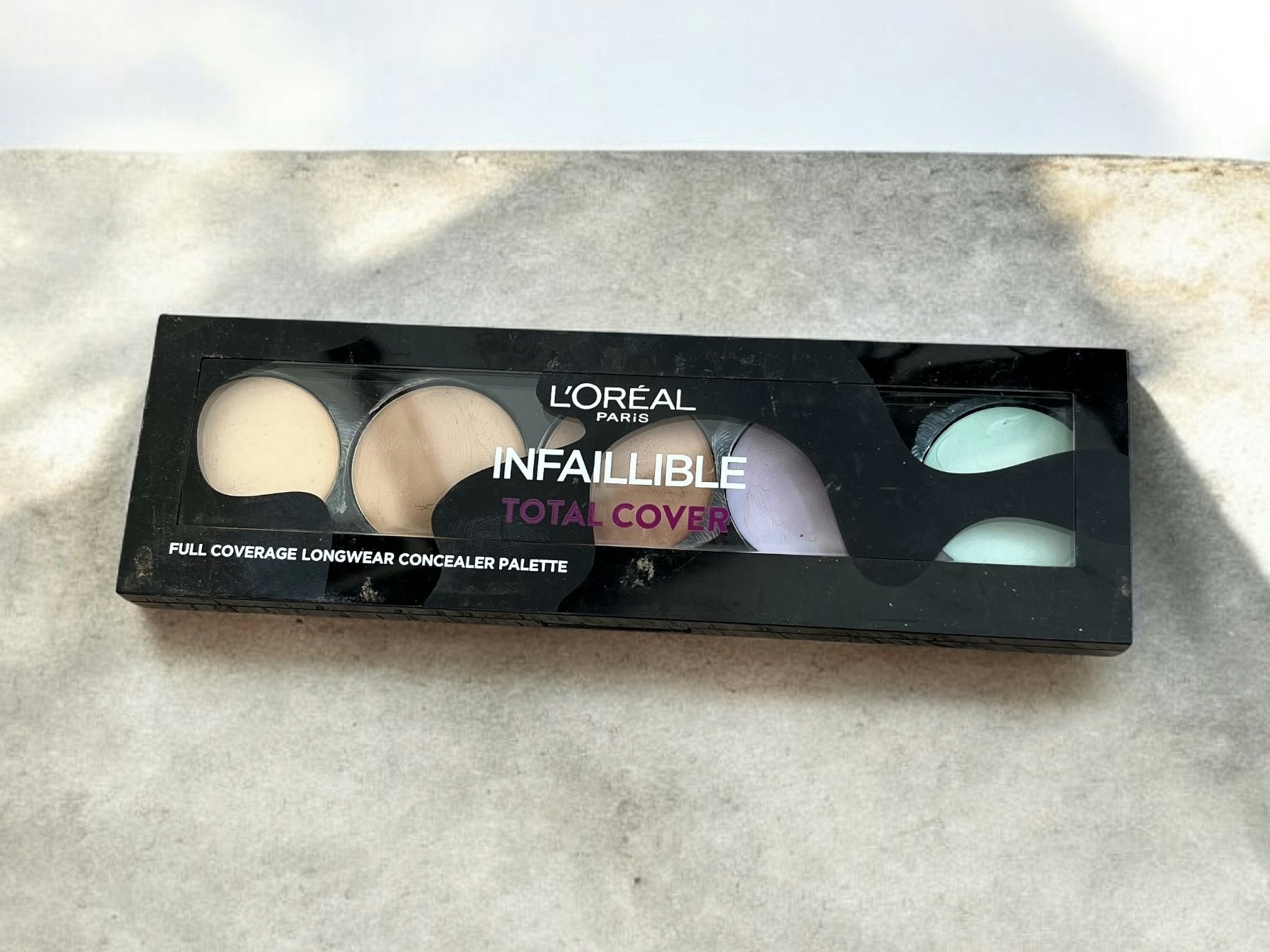 L'Oréal Paris Infallible Total Cover Concealer Palette.