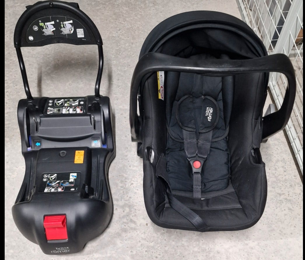 BRIO Autostol med base