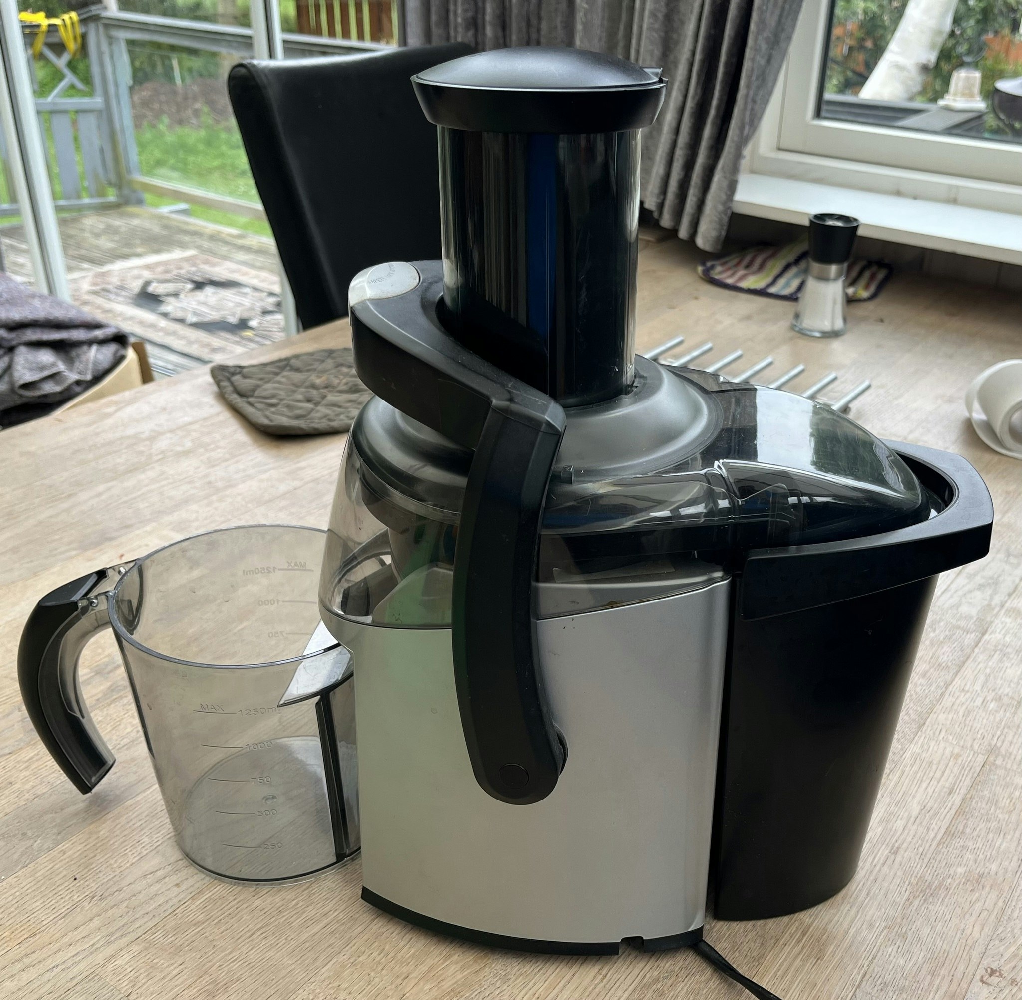 Juice presser OBH nordica