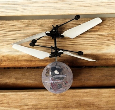 Heli Ball