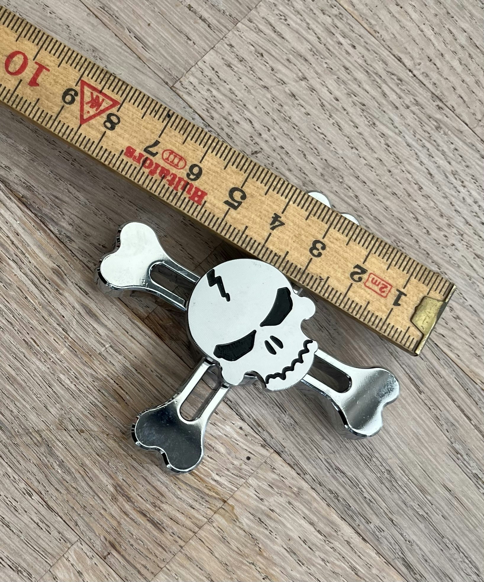 Fidget spinner i æske