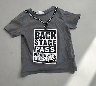 T shirt fra H&M