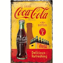 Plåtskylt - "Drink Coca Cola in bottles" 20x30cm
