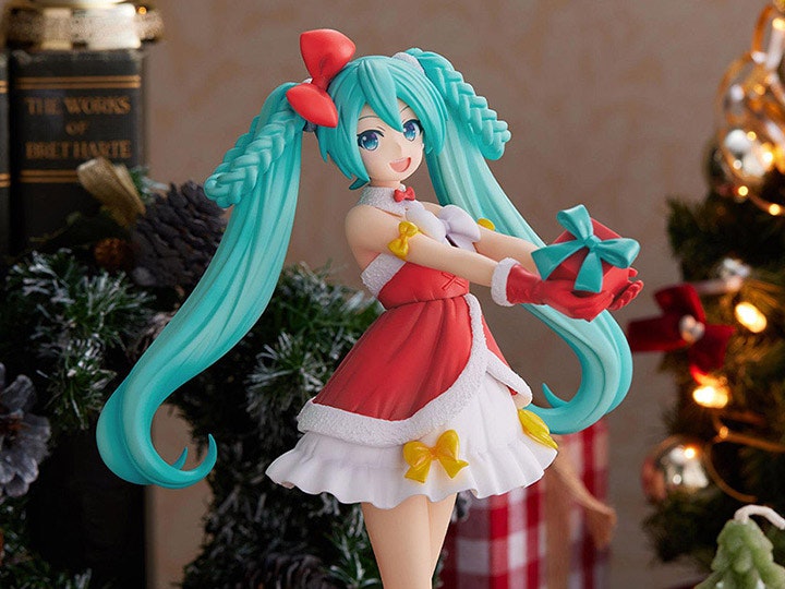 Vocaloid Hatsune Miku (2022 Christmas Ver.) Super Premium Figure