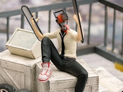 Chainsaw Man Denji as Chainsaw Man Premium Perching Figure