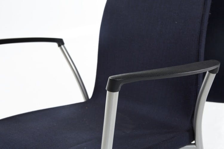 Stapelbar stol, Akaba Gorka - Mörkblå