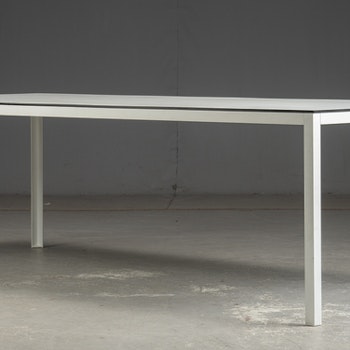 Matbord - Svart kant och vit laminat - 242 cm