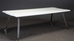 Unikt matbord, Design by Johannes Torpe - 240 x 100 cm