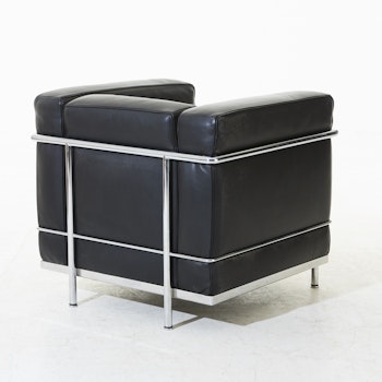 Loungefåtölj, Cassina LC2 Svart läder- Le Corbusier