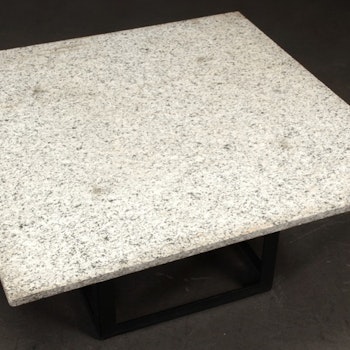 Soffbord med granitskiva - 100 x 100 cm
