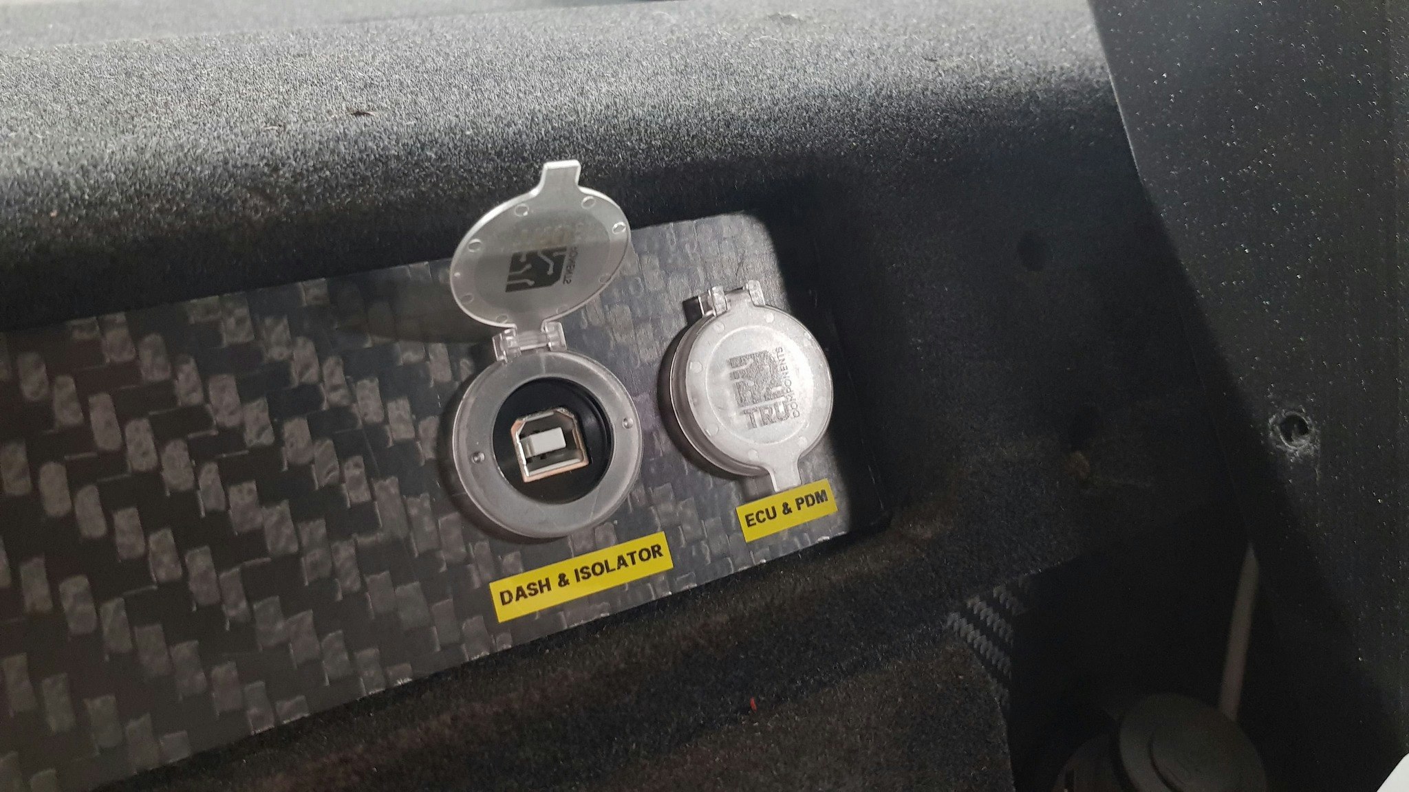 USB A-B Paneluttag