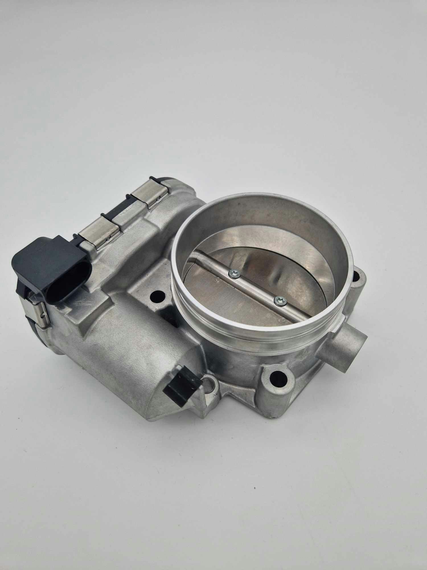Bosch Elektroniskt Gasspjäll 74mm
