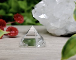 kristall pyramid bergkristall