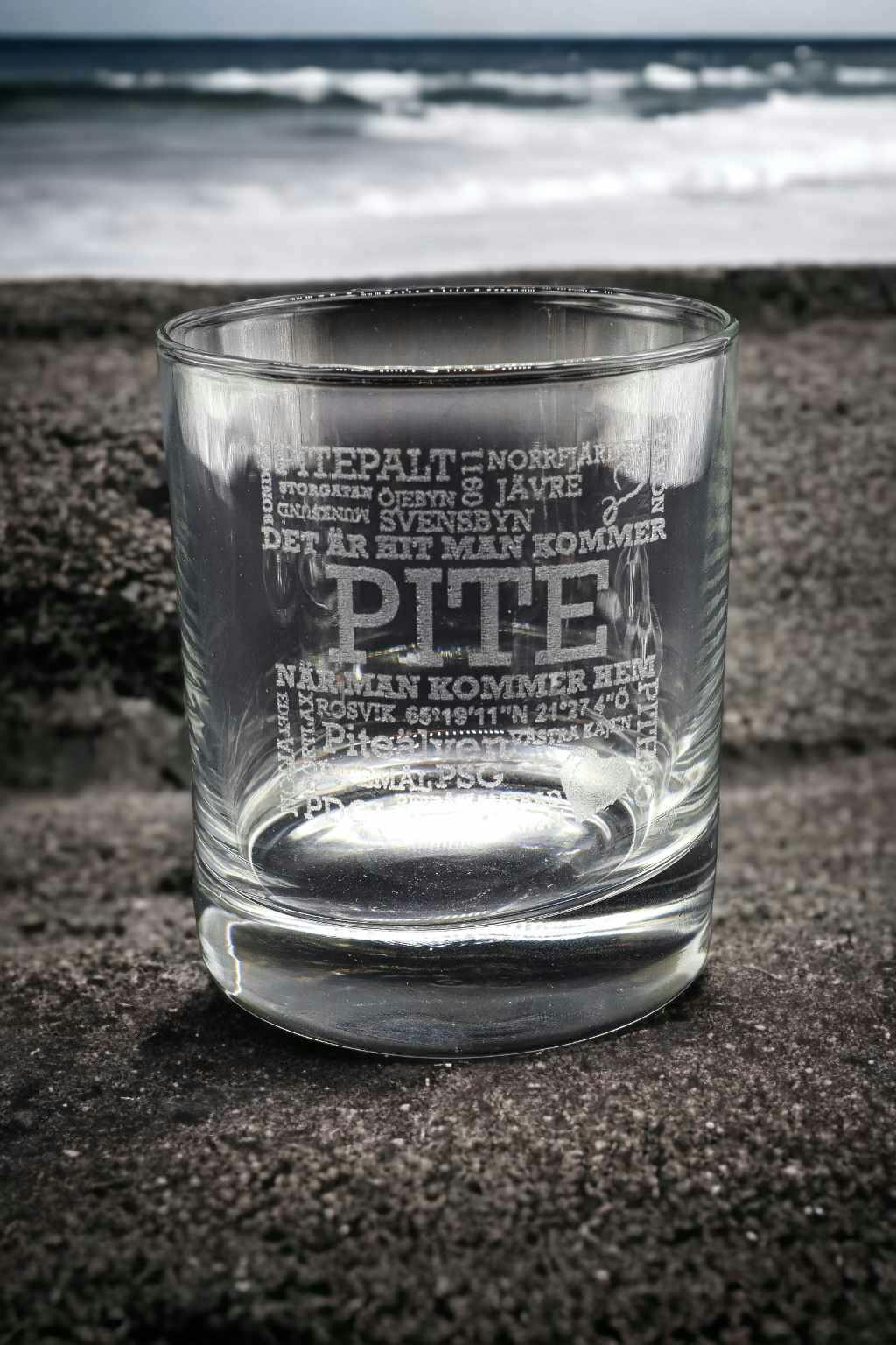Graverat Whiskeyglas Pite