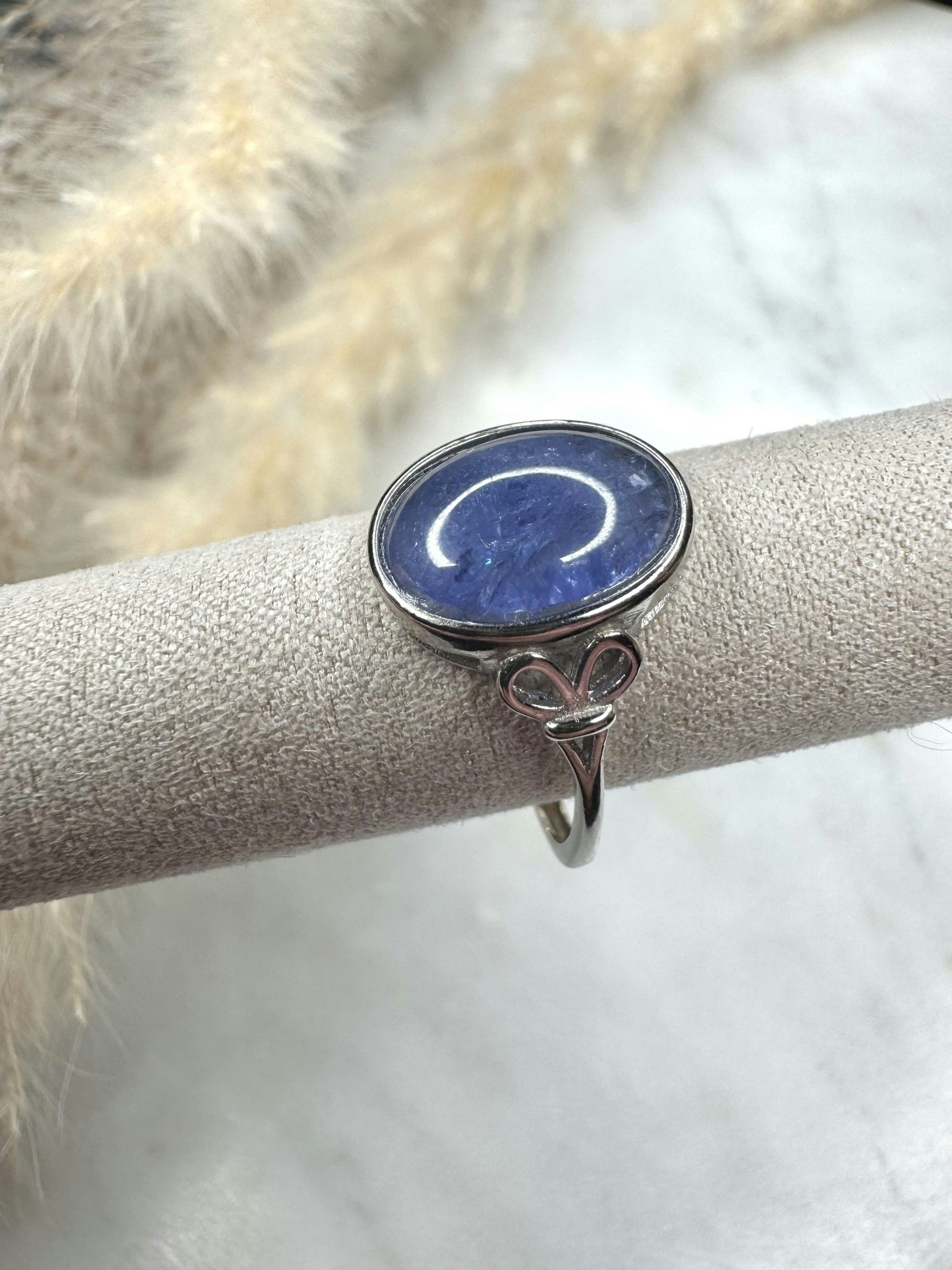 Silverring med tanzanit