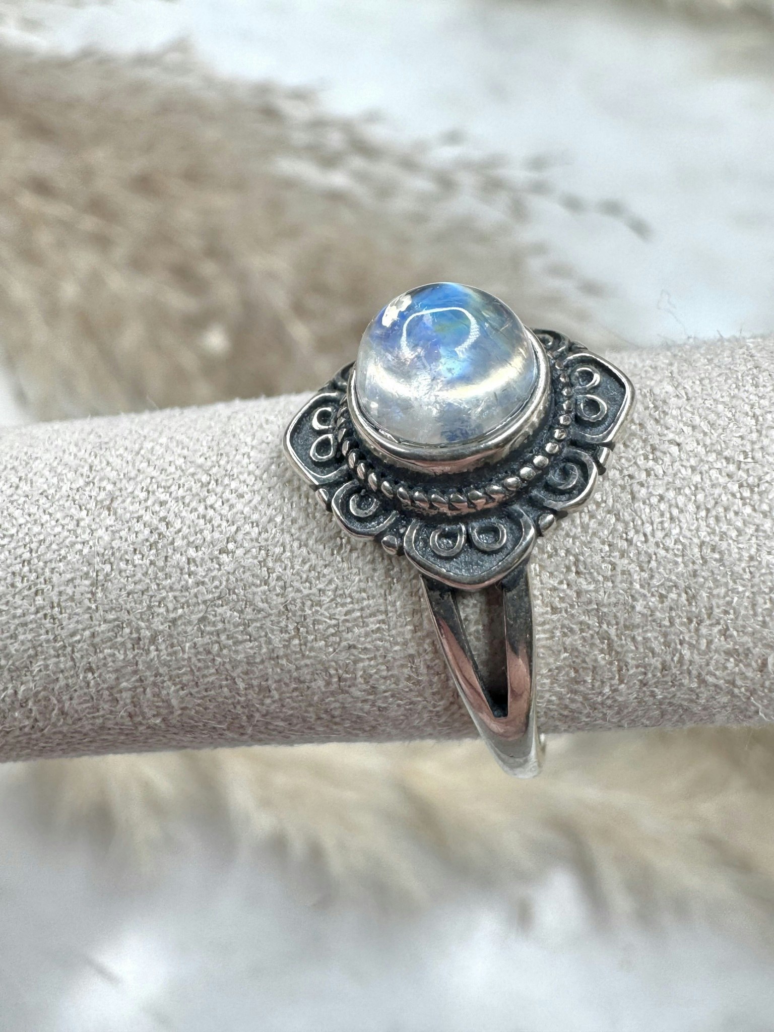 Silverring månsten