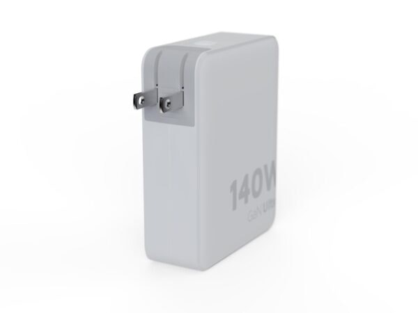 Xtorm 140W GaN-Ultra Reseladdare/USB-C PD kabel Vit