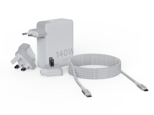 Xtorm 140W GaN-Ultra Reseladdare/USB-C PD kabel Vit