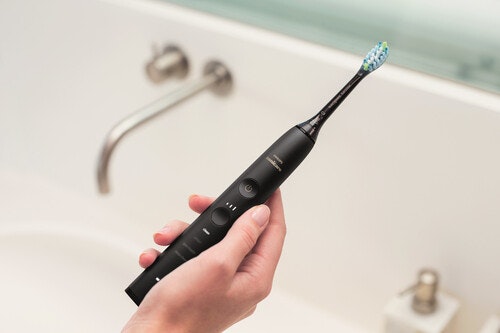 Philips Sonicare DiamondClean HX9911/09 electric toothbrush