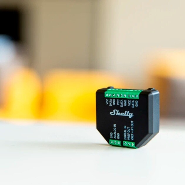 Shelly Plus Add-on 3-pack Svart