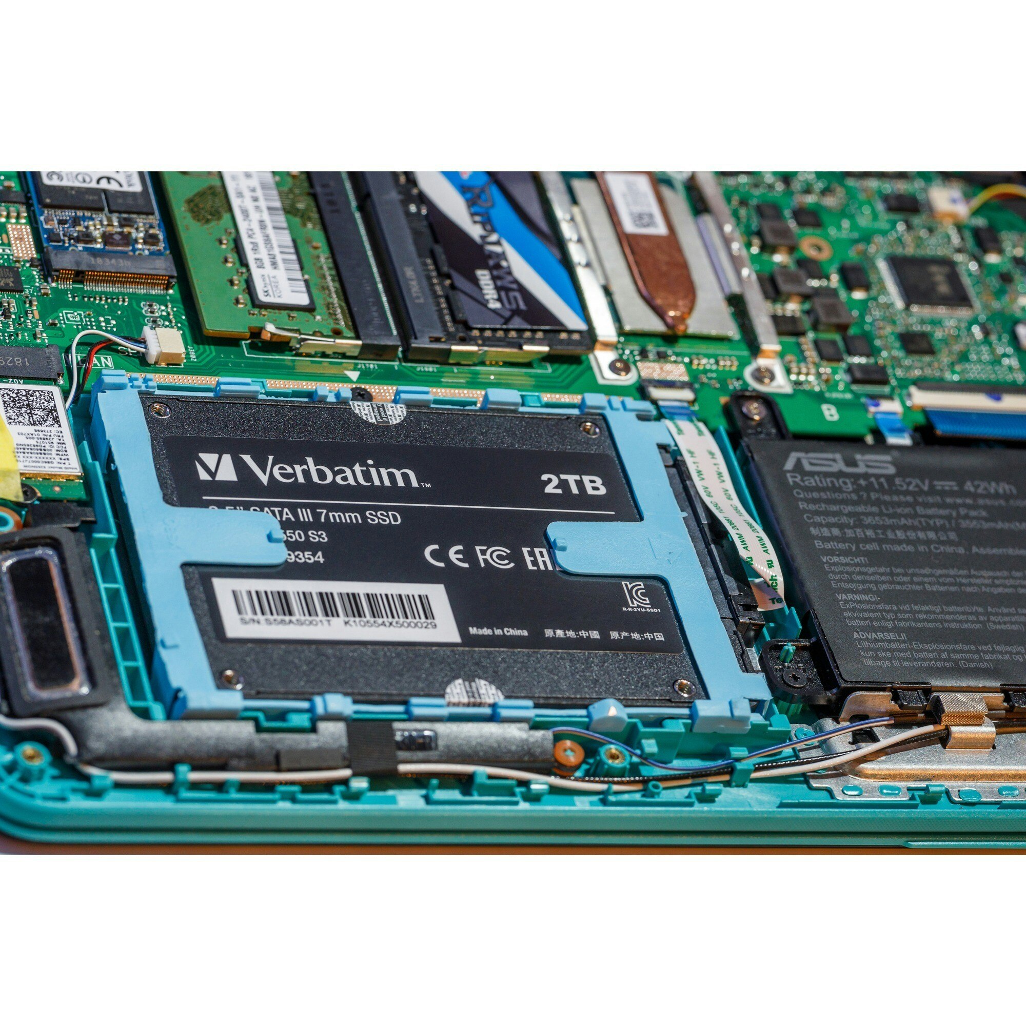 Verbatim Verbatim Vi550 2 TB, SSD (black, SATA 6 Gb/s, 2.5)