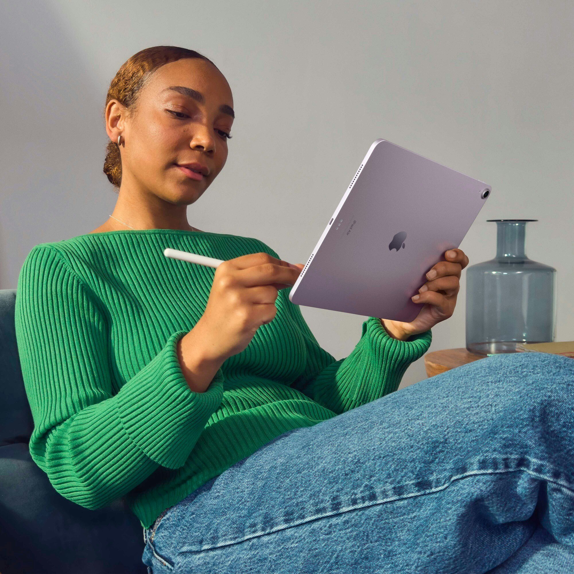 Apple iPad Air 13" (128 GB), tablet PC (purple, Gen 6 / 2024)