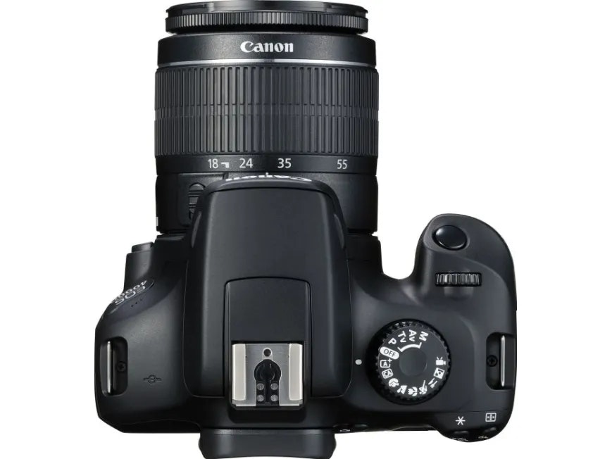Canon EOS 4000D + 18-55/3,5-5,6 DC III Svart