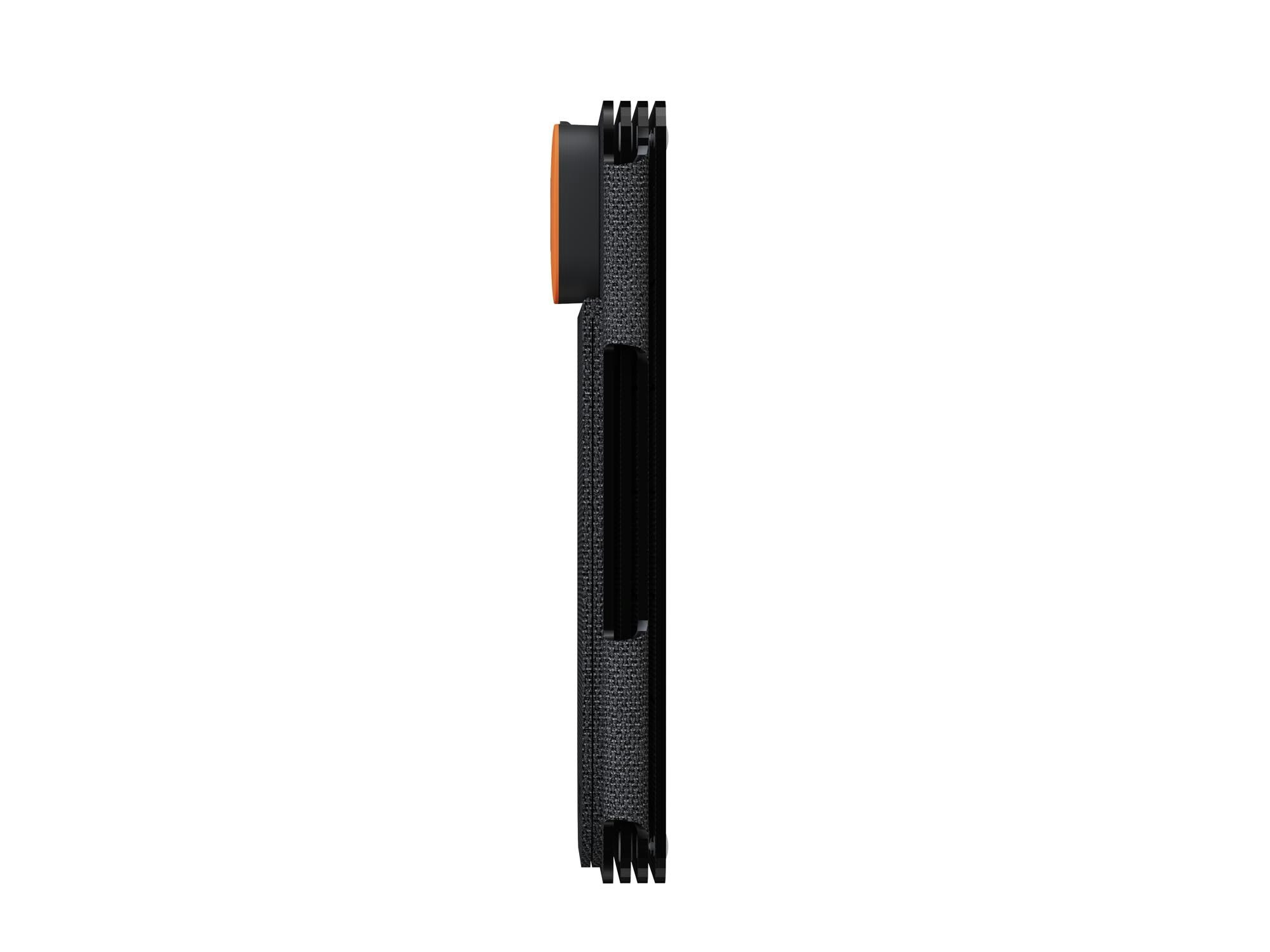 Xtorm Kraftfull 28W Solcellspanel IPX4 USB-C/A utgångar