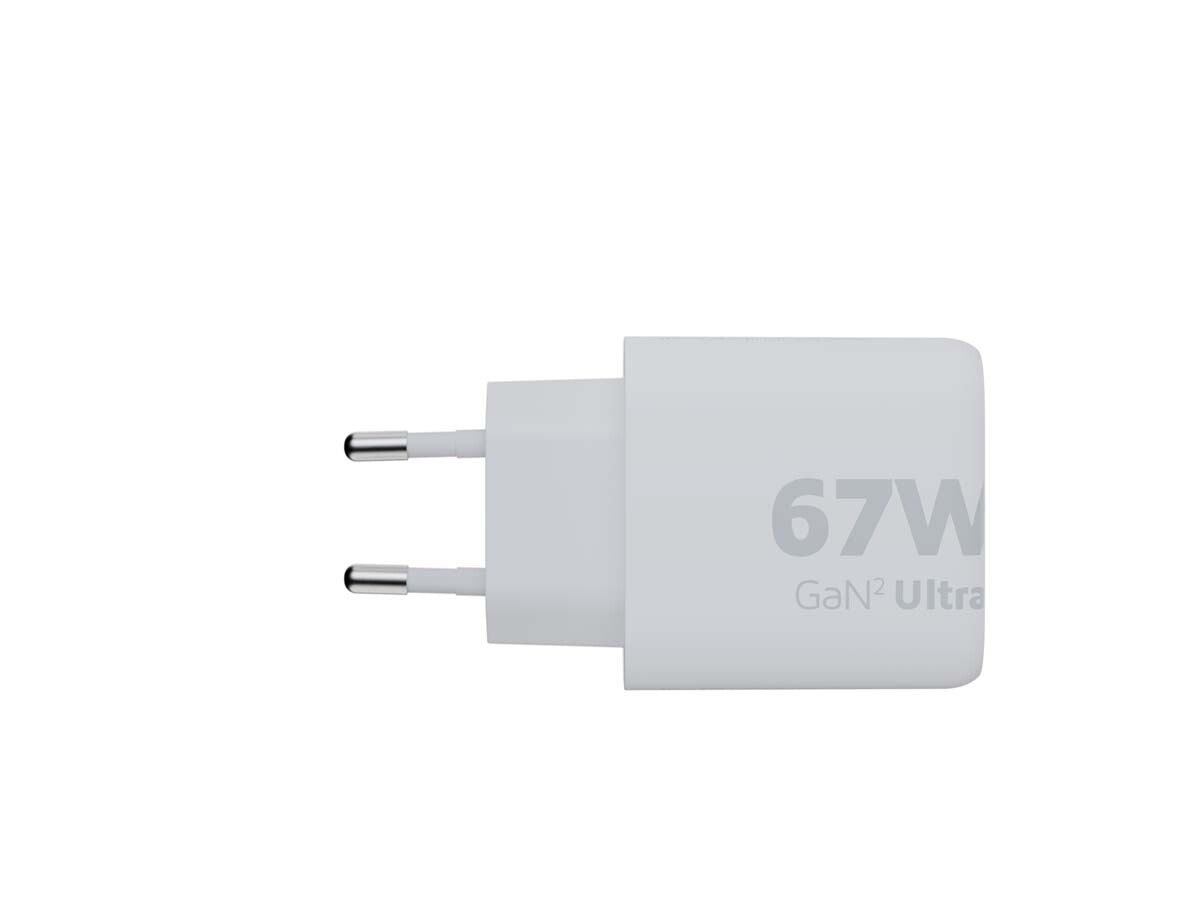 Xtorm 67W GaN2 Ultra Hemladdare USB-C PD/USB-A Vit