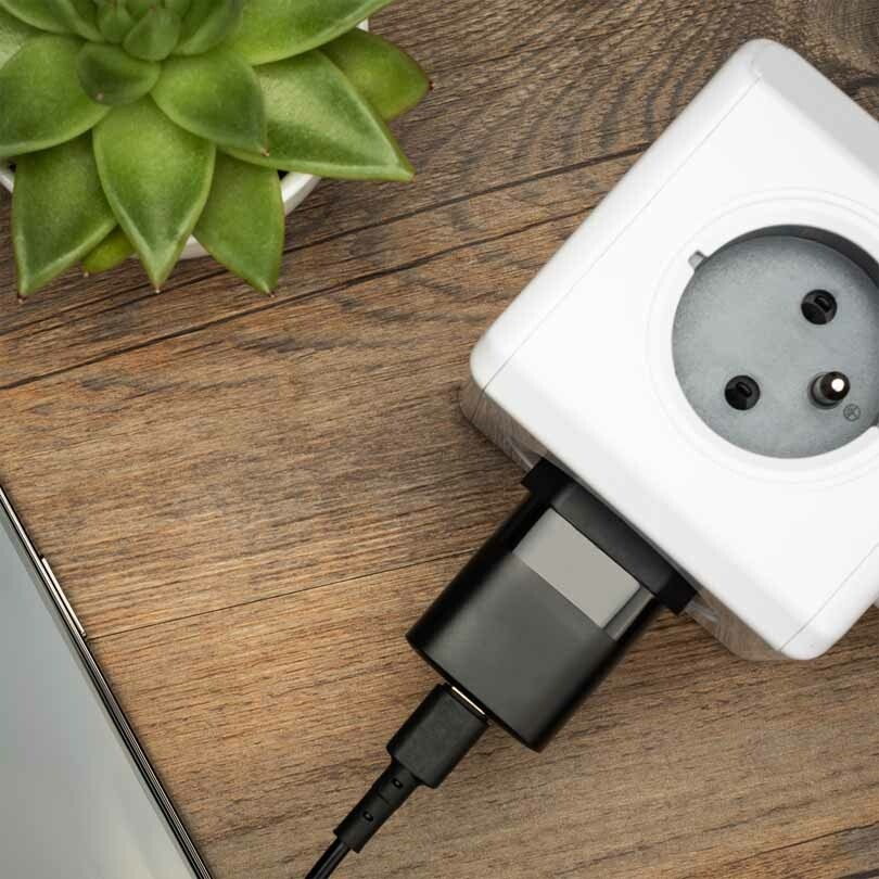 FIXED Super Snabb Hemladdare USB-C 30W + kabel 1m Svart