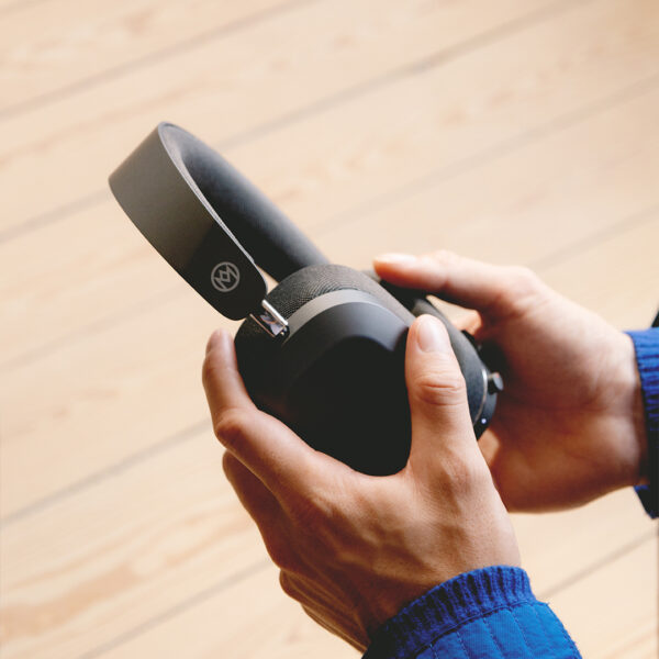 Mondo by Defunc Mondo Over-Ear BT Sport Headset Grafit Grå