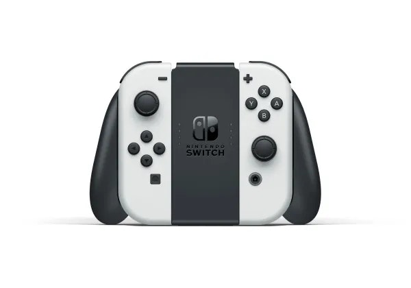 Nintendo Switch OLED White + Mario Kart 8 Deluxe Bundle 12 Månader