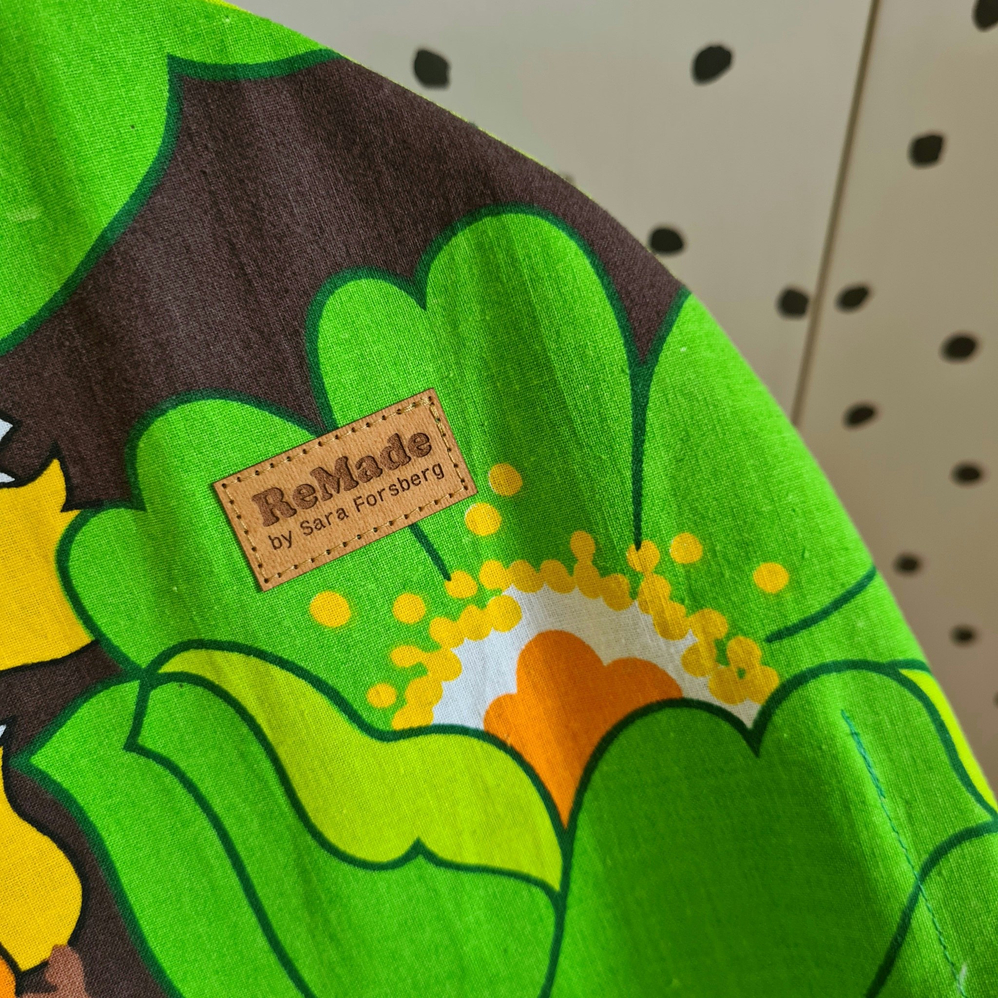 Klädsel till Babysitter RETRO