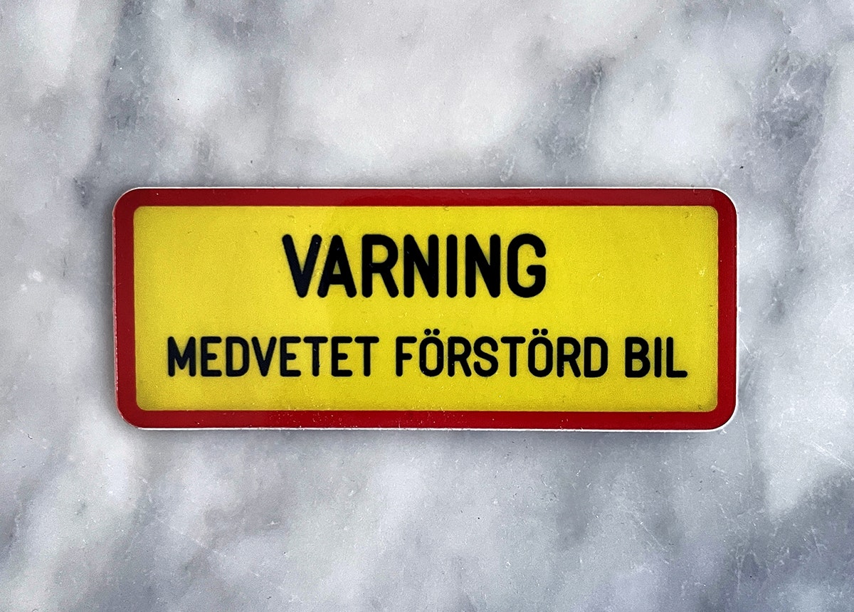 Medvetet förstörd bil