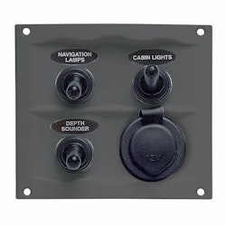 BEP Stänktäta elpanel med 3 strömbrytare och eluttag, 12V